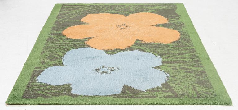 Andy Warhol, after. A 'Flowers' carpet, Denmark, approx. 202 x 140 cm.