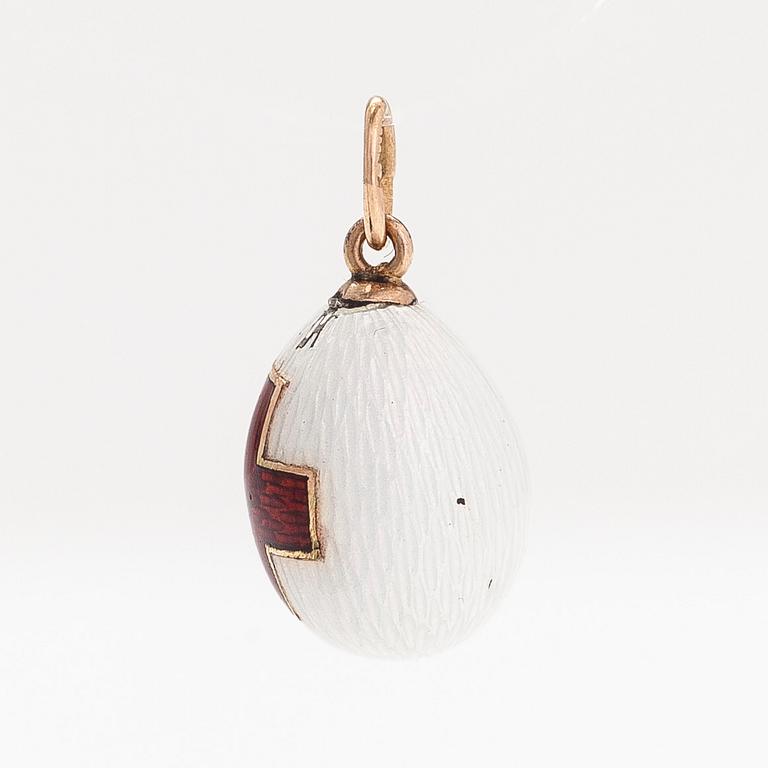 Hänge, ägg, 14K guld och emalj, Ryssland. Oidentifierad mästarstämpel.