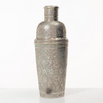 Cocktail shaker, silver, Persian, first half of the 20th century. Total weight 515 grams.
