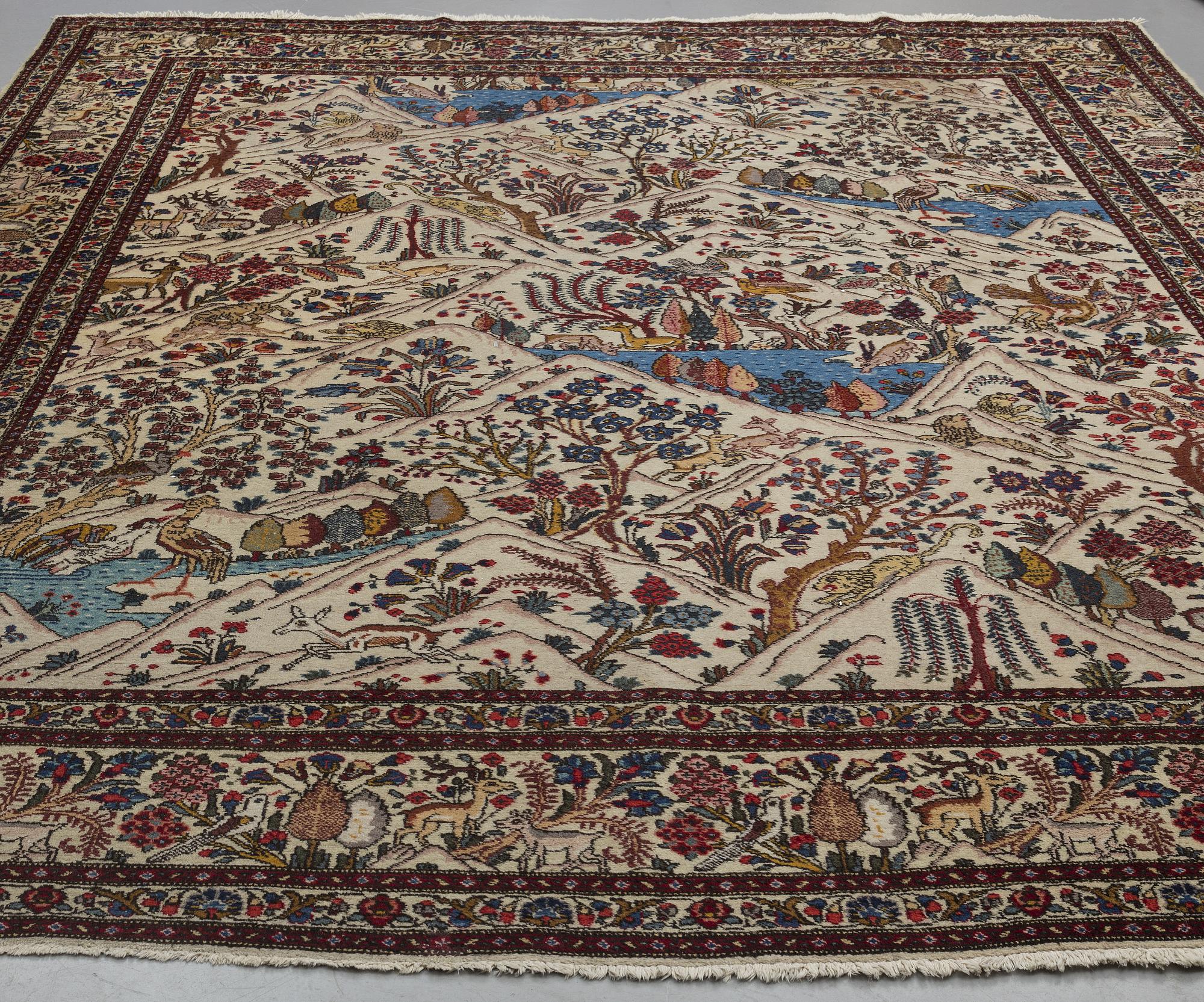 MATTA, Old orientalisk figural, ca 378 x 276 cm.