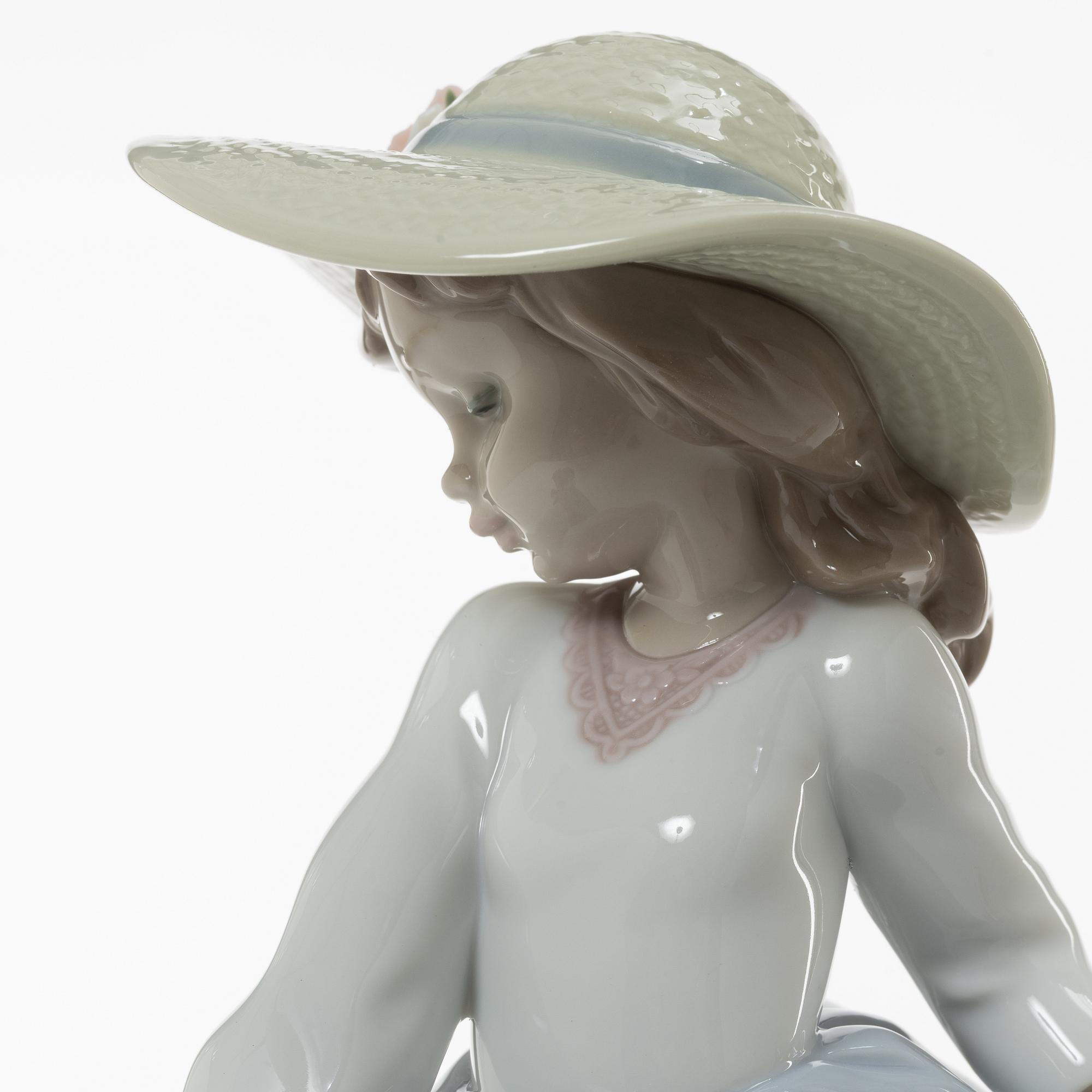 Lladró Privilege, figurine, "Puppy parade", Lladró, Spain.