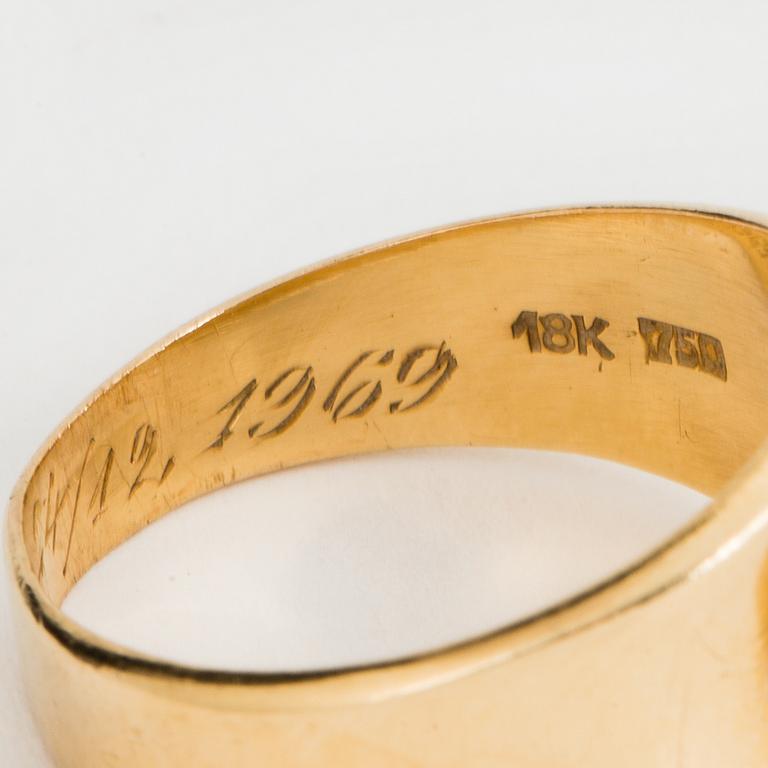 GEORG JENSEN, Ring, 18K guld med mabépärla. Efter 1945.