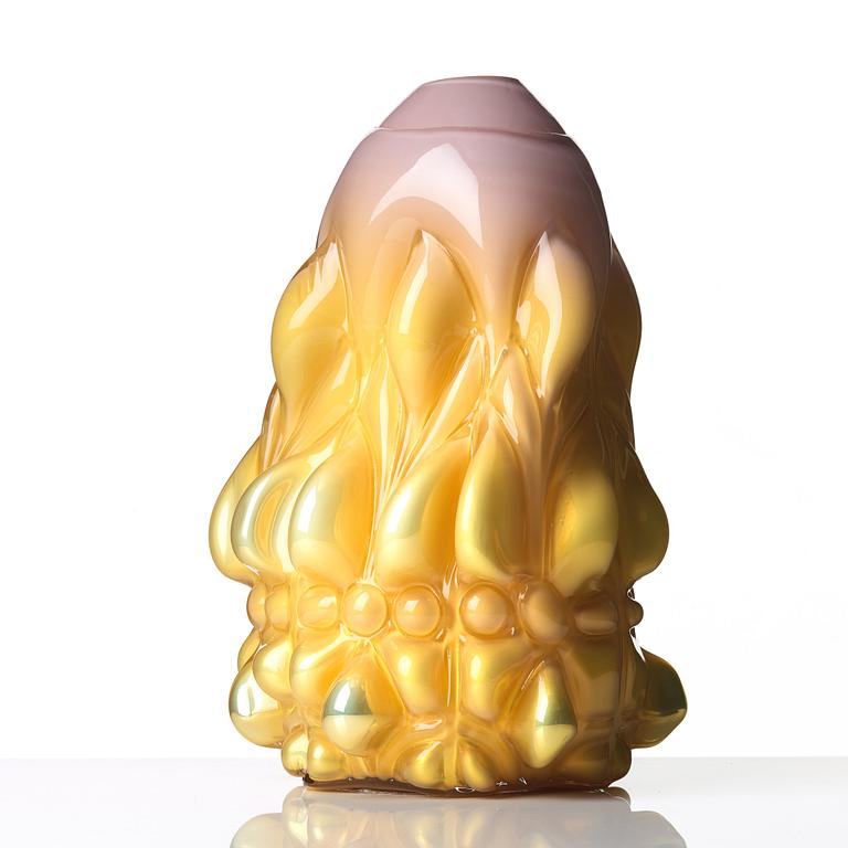Hanna Hansdotter, a "Stuck print" glass sculpture, The Glass Factory, Boda Glassworks, Sweden 2019.