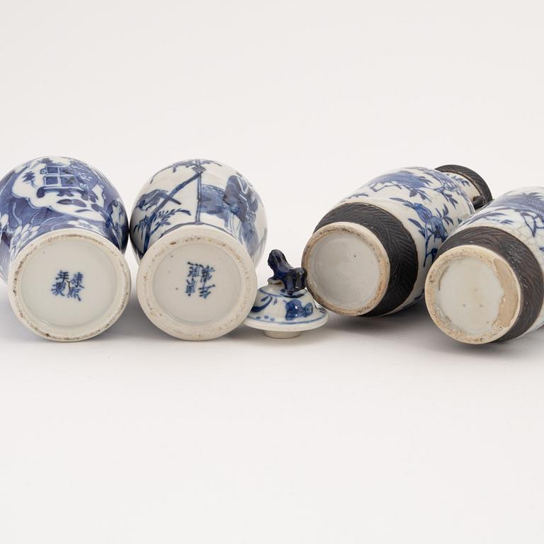 A group of four blue and white Chinese miniature urns, 19th and 20th century.