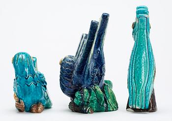 Three Gunnar Nylund stoneware figures of parrots, Rörstrand.