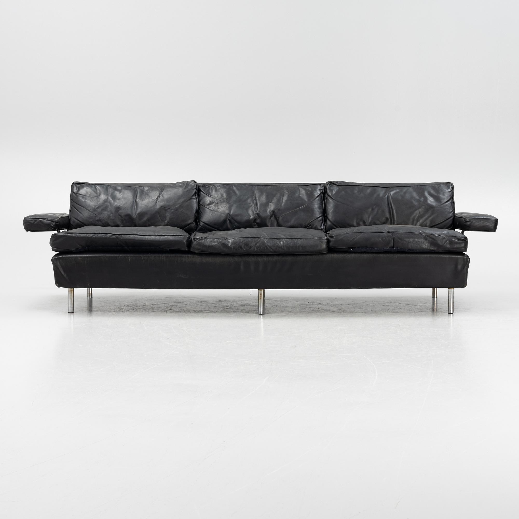 Hans Könecke, a 'F 93' sofa, Tecta Möbler, Germany, 1970's.