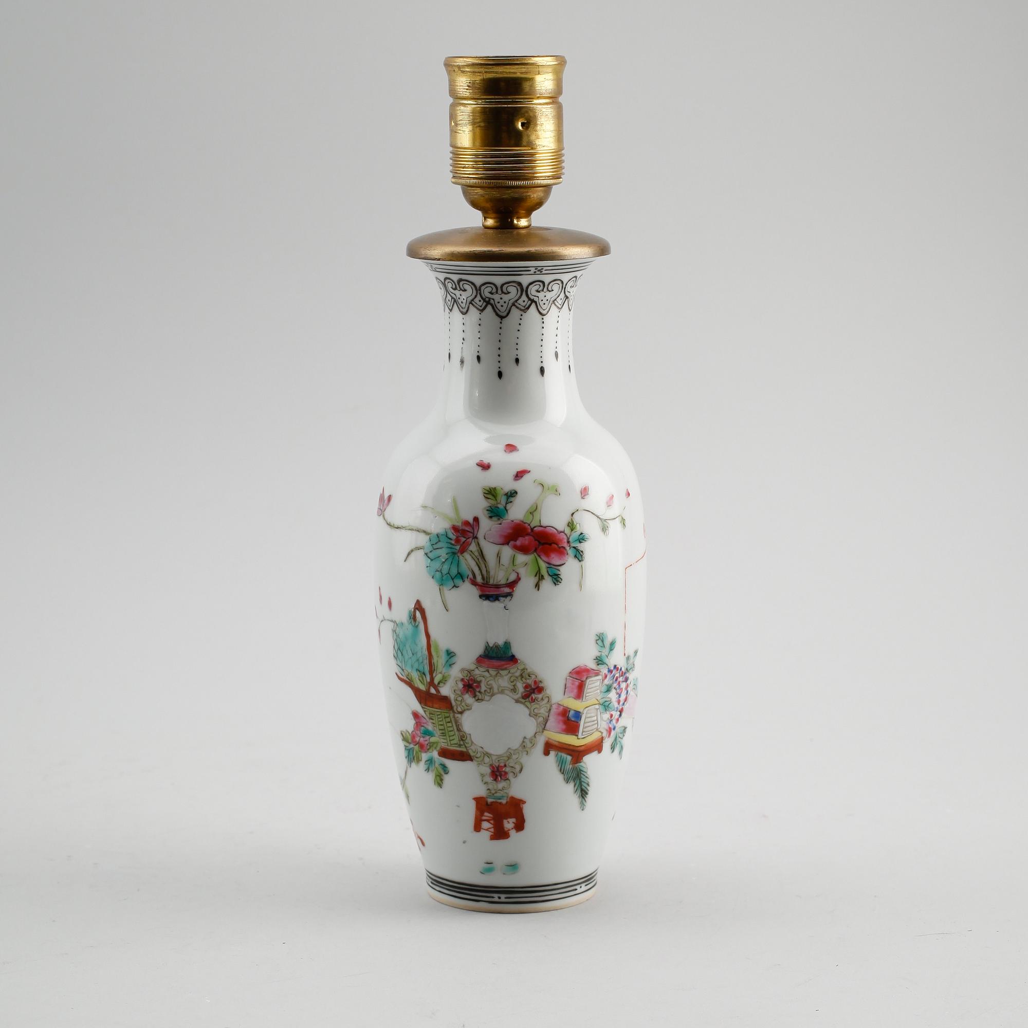 BORDSLAMPA, porslin, Kina, 1900/2000-tal.