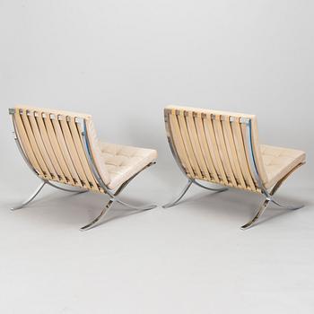 Ludwig Mies van der Rohe, A pair of "Barcelona" armchairs, Knoll.