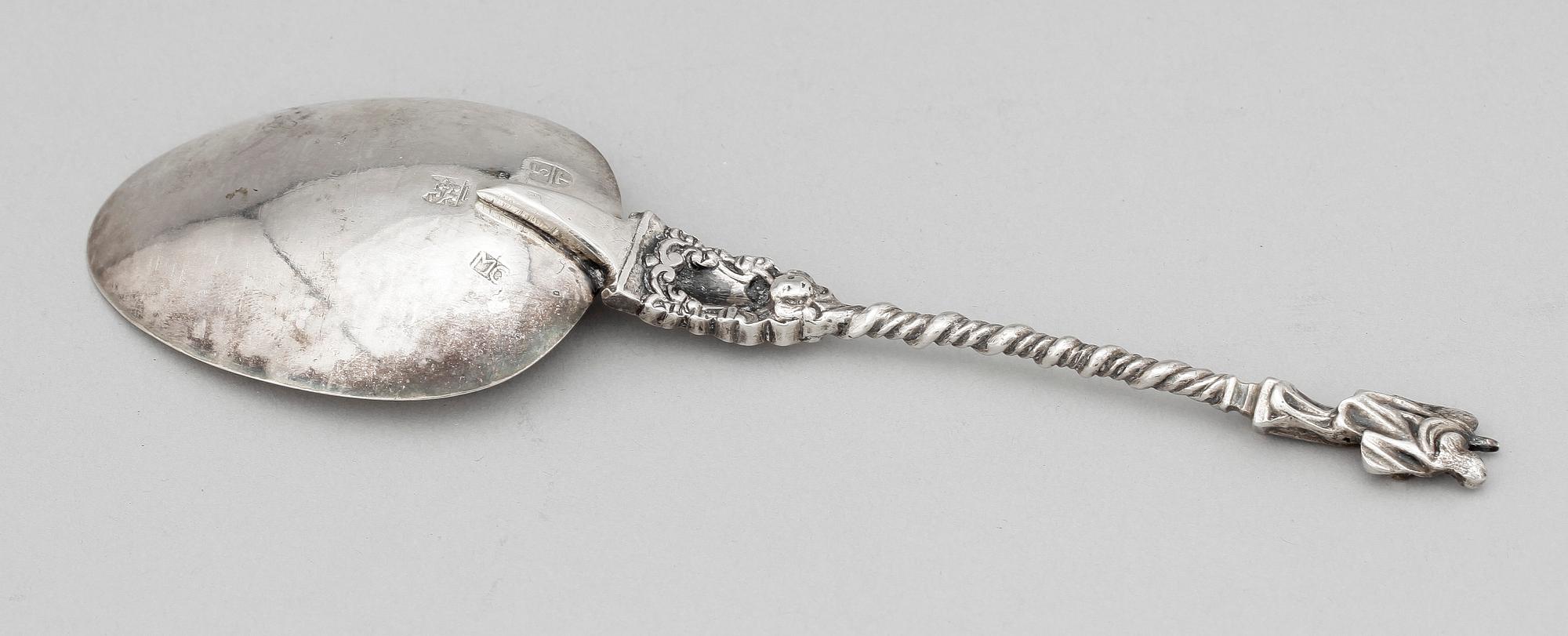 APOSTLASKED, silver, England / Holland. 1600-1700-tal. Vikt ca 52 g.