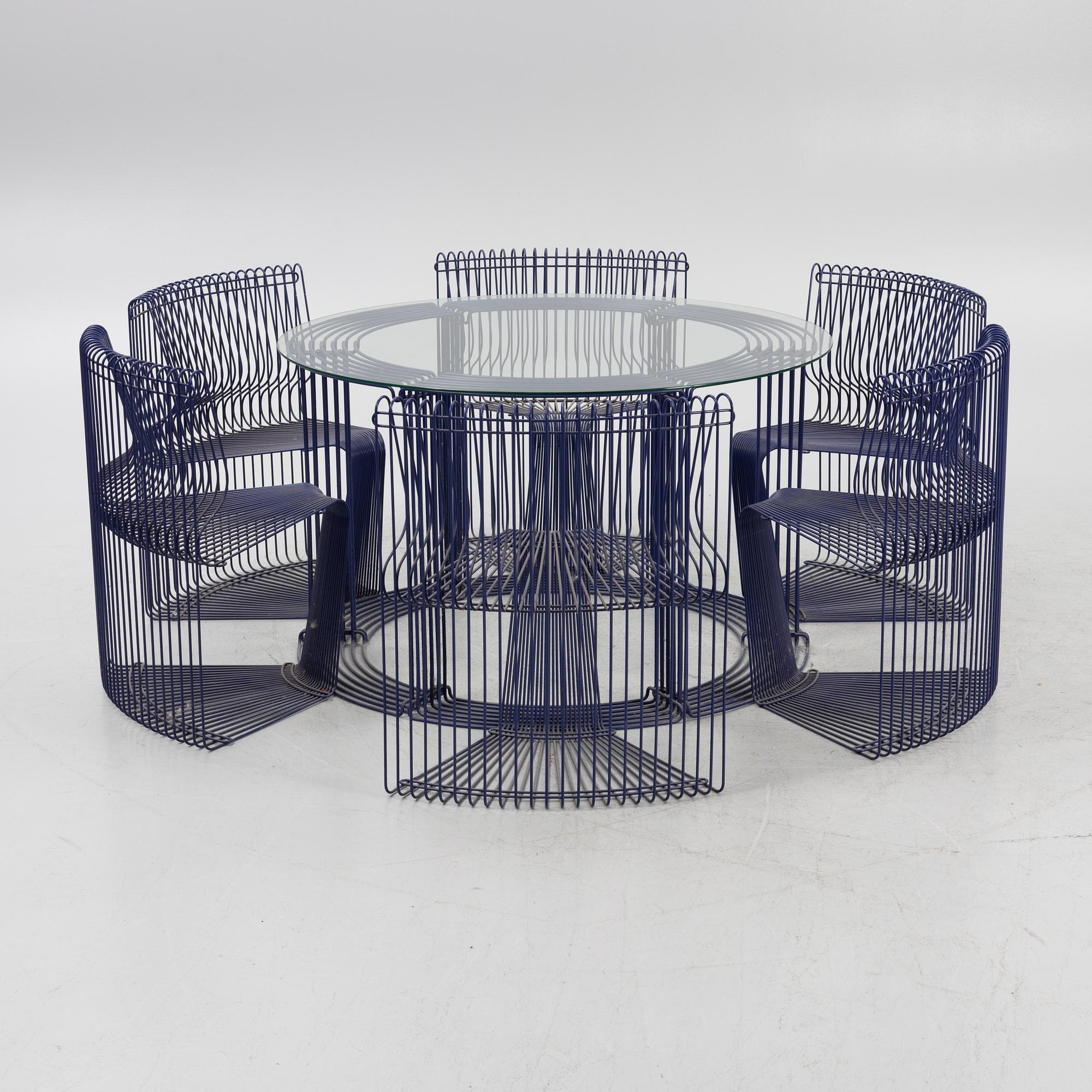 Verner Panton, a "Pantonova" dining table with 6 chairs,
Fritz Hansen, Denmark, 1970s.