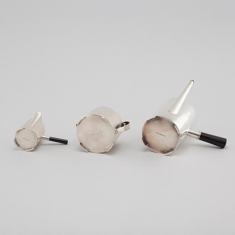 KAFFESERVIS, 3 delar, silver, C F Carlman, Stockholm, 1937 och 1945.