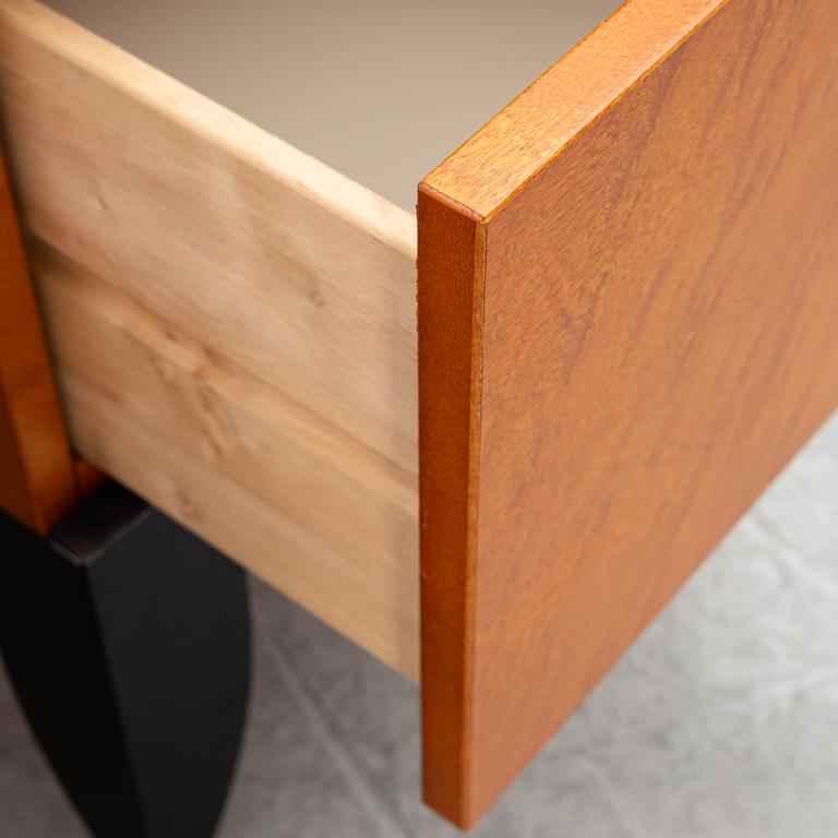 Rose-Marie Elling, sängbord, ett par, "Tintomara", Fröseke, 1980-tal.