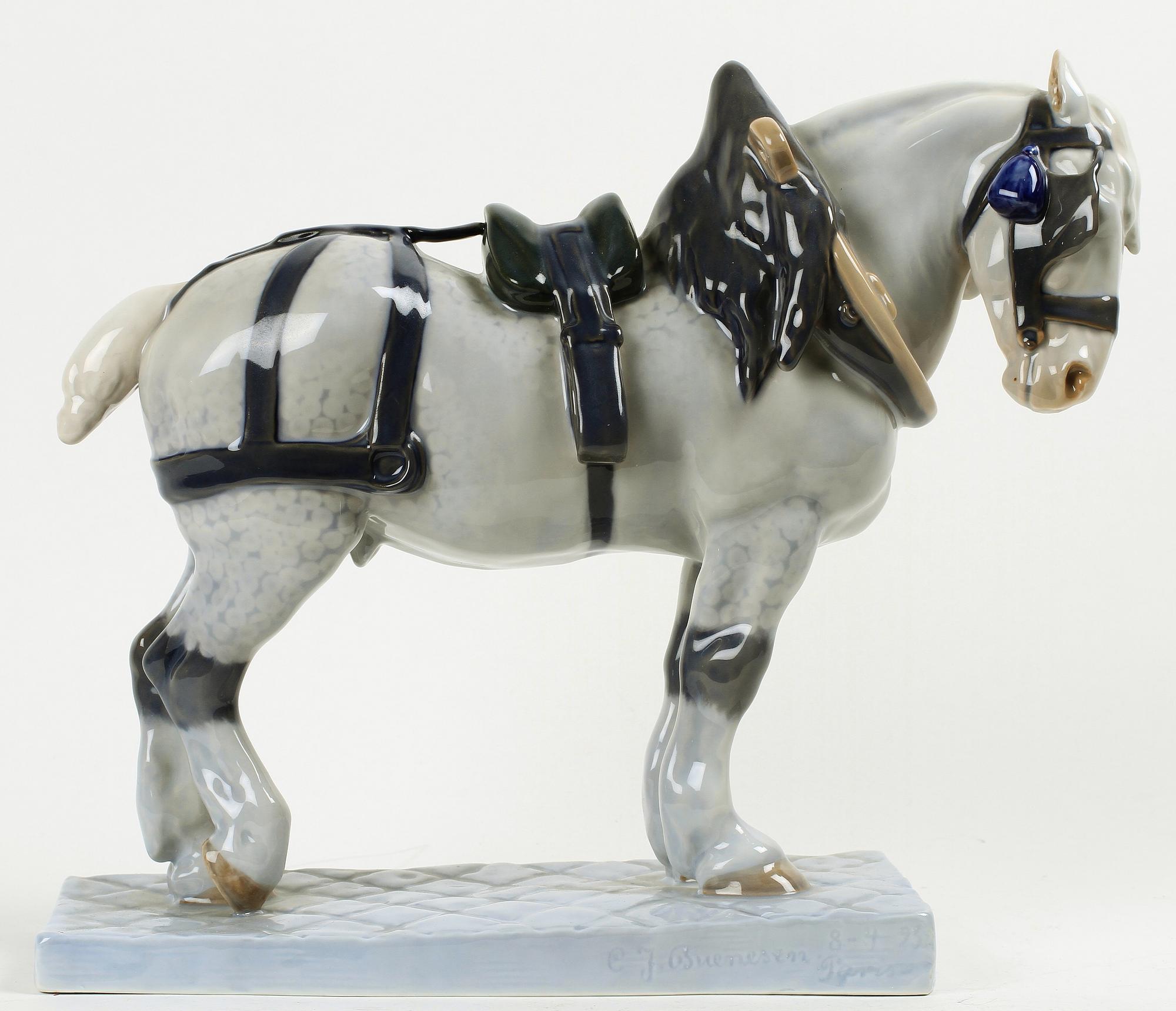 FIGURIN, porslin, CJ Buenesen, Royal Copenhagen, 1900-tal.