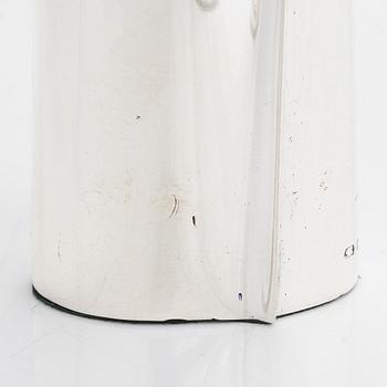 Tapio Wirkkala, Two sterling silver vases, 'TW 36', Kultakeskus Hämeenlinna, 1959.