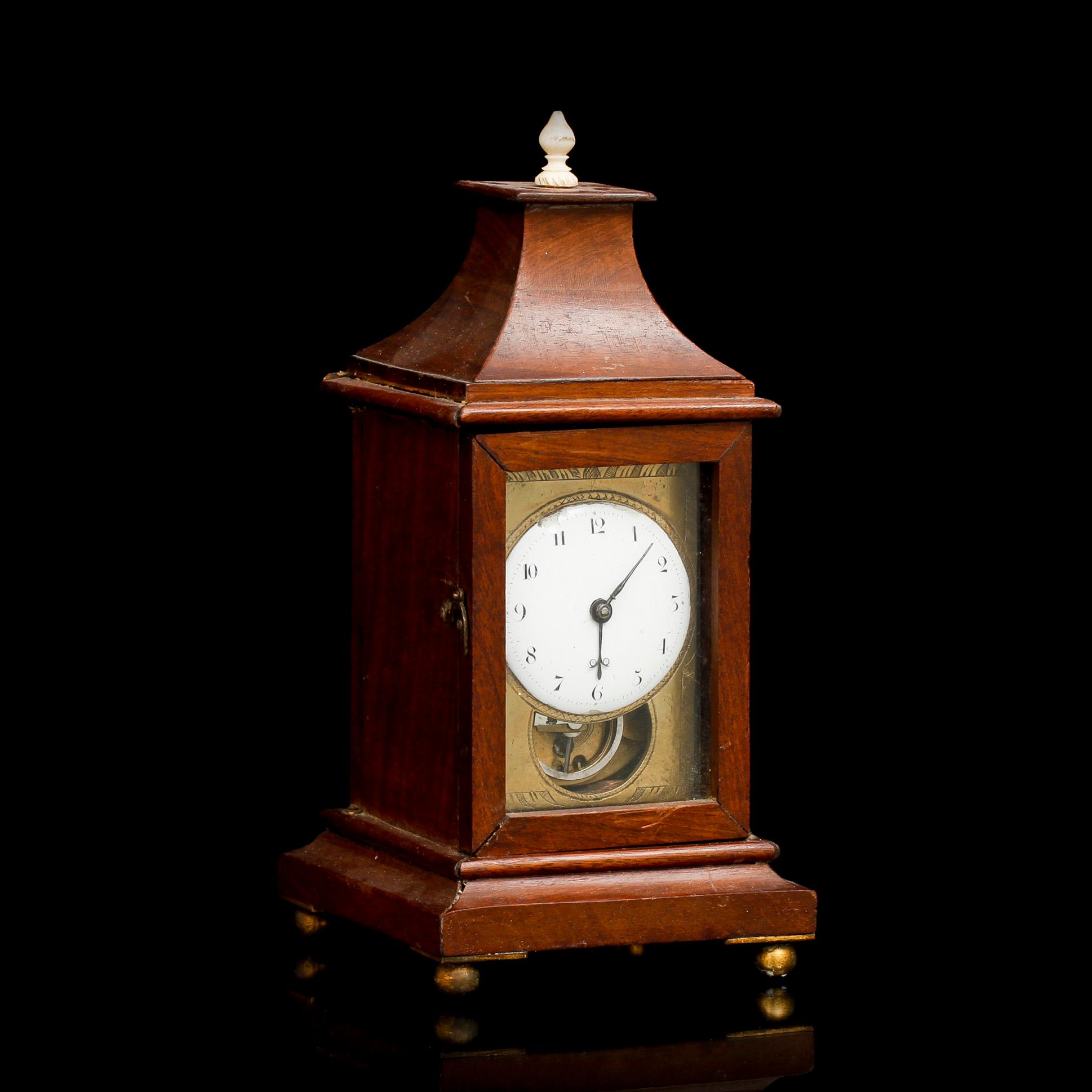 SPINDELUR, märkt Gabriel, London.