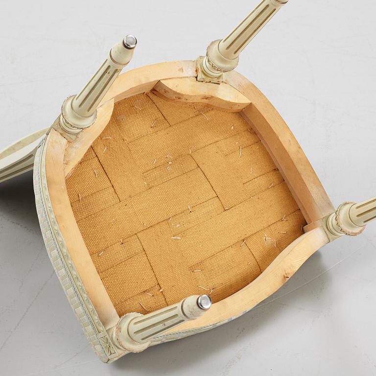 A set of eight Gustavians chairs, 20th Century.