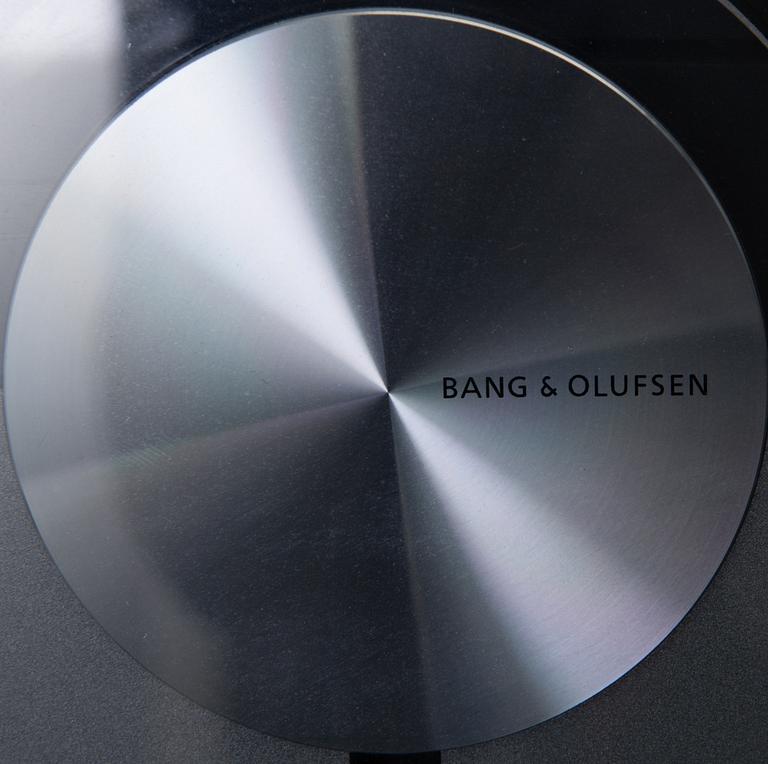 BeoSound 9000 MK2 CD-PLAYER WITH A RADIO by Bang & Olufsen, Denmark.