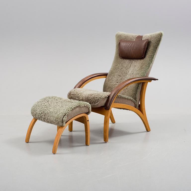 FÅTÖLJ MED FOTPALL, Brunstad Fabrikker, Norge, 2000-tal.