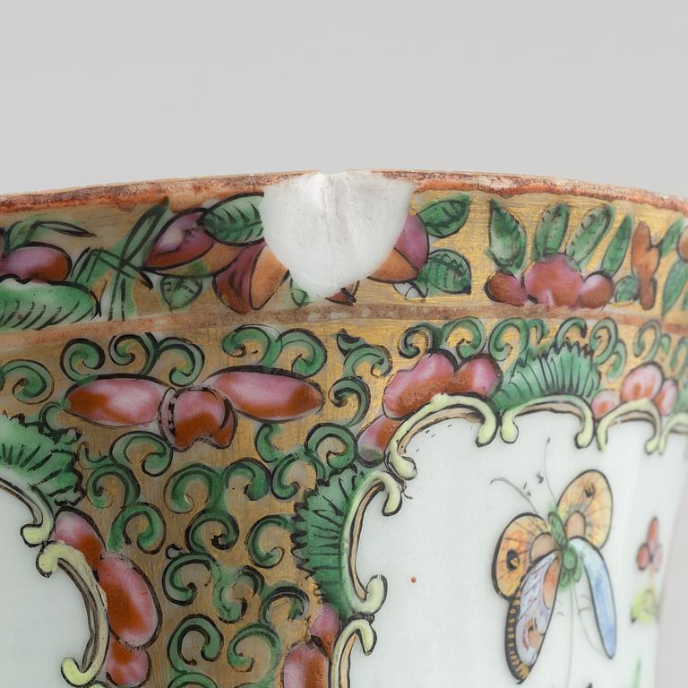 A porcelain vase, Canton, China, 19th century.