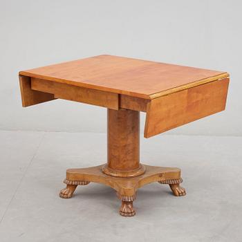 KLAFFBORD, Karl-Johanstil, 1900-talets första hälft.
