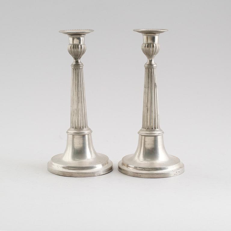 LJUSSTAKAR, 1 par, tenn, Johan Albin Gellerstedt, Härnösand 1841.