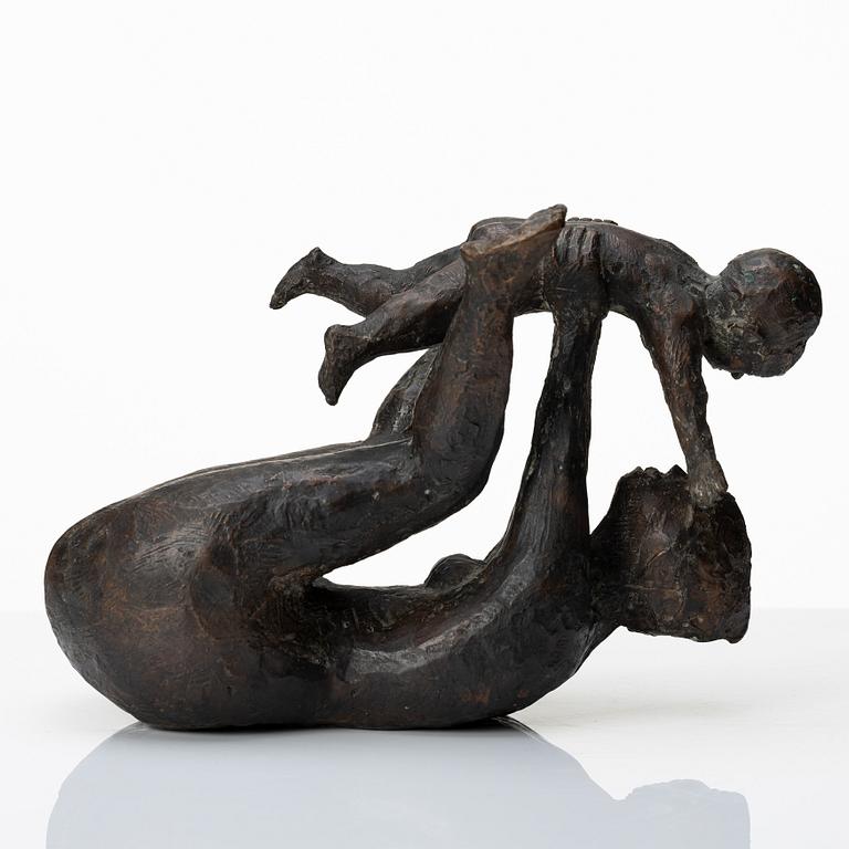 Erik Höglund, skulptur, mor med barn, Sverige 1956, signerad och daterad.