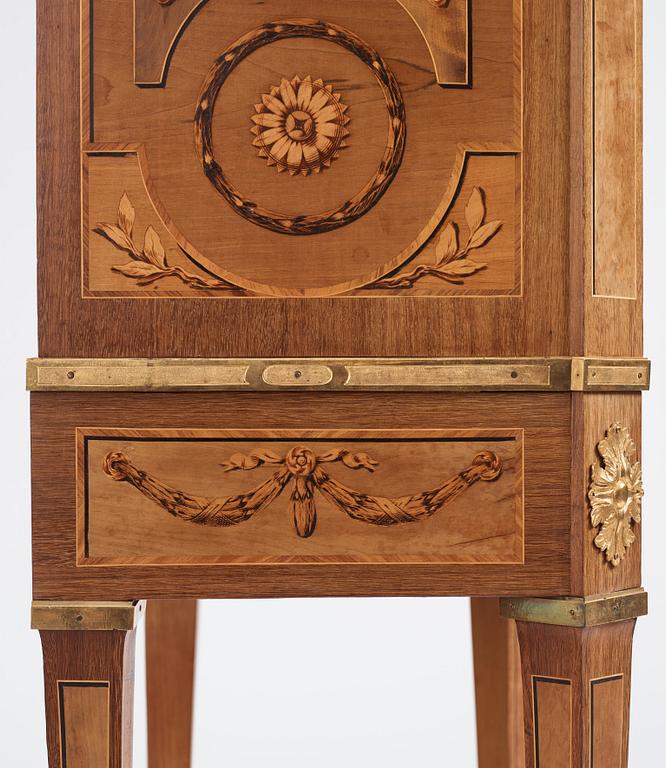 A Gustavian secretaire by George Haupt.