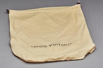 VÄSKA, Louis Vuitton Cup.