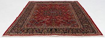 Carpet, Sarouk, approx. 334x246 cm.