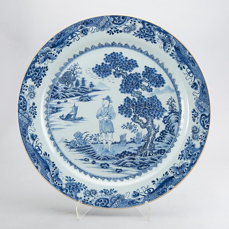 A large blue and white charger, Qing dynasty, Qianlong (1736-95).