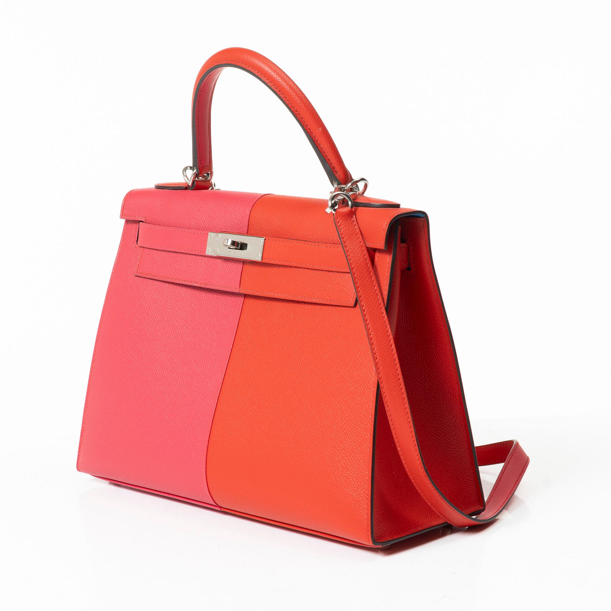 Hermès, Bag, "Kelly 28 Sellier" with wallet "Kelly Pocket Compact", 2021.