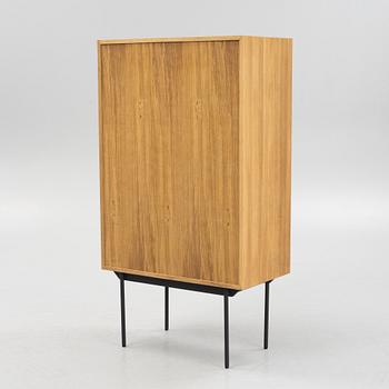 Says Who, cabinet, from the Wings series, Muubs.