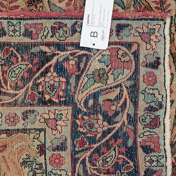 A rug, semi-antique Kerman Laver, ca 221,5 x 142 cm.