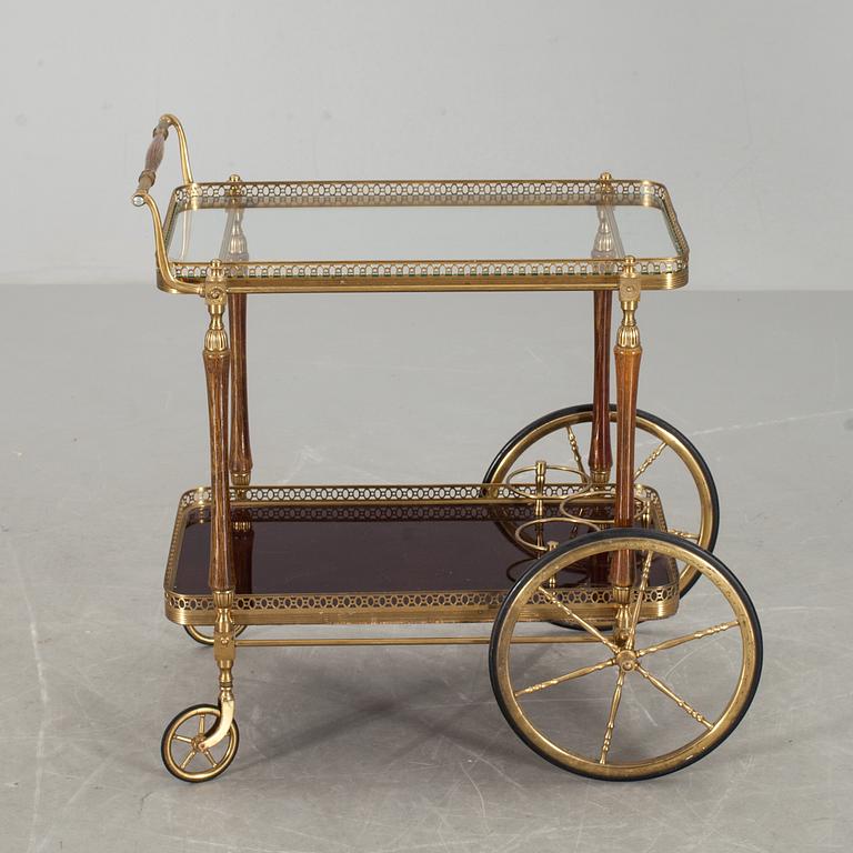 SERVERINGSVAGN, 1900-talets andra hälft.