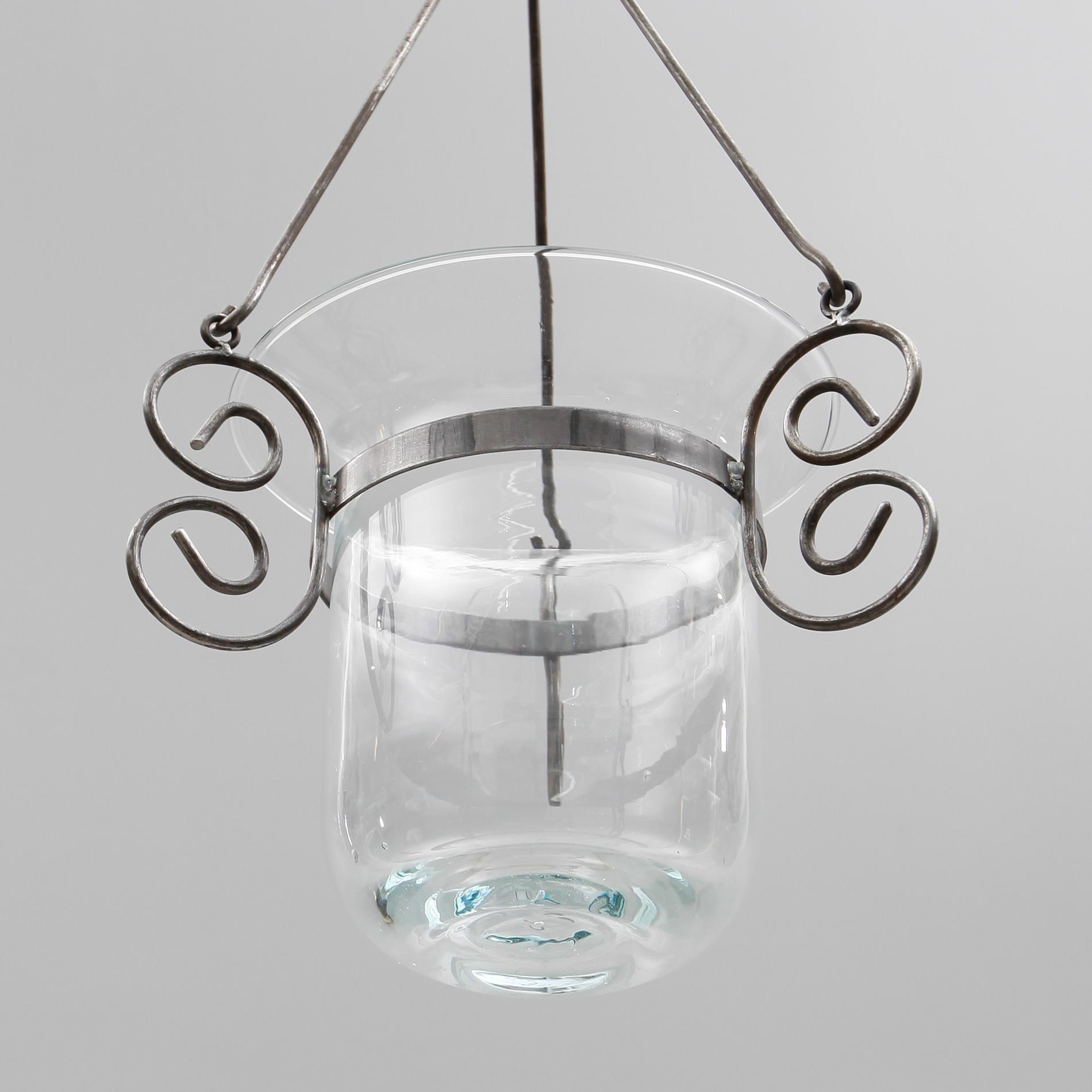 TAKLAMPA, smide, glaskupa. 1900-talets andra hälft. Höjd ca 55 cm.