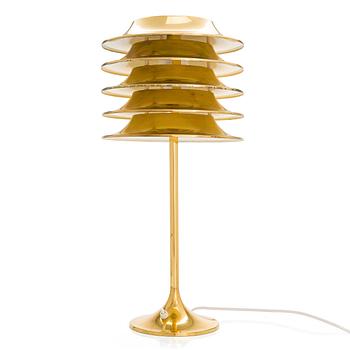 A mid-20th century table lamp manufactured by Sievä.