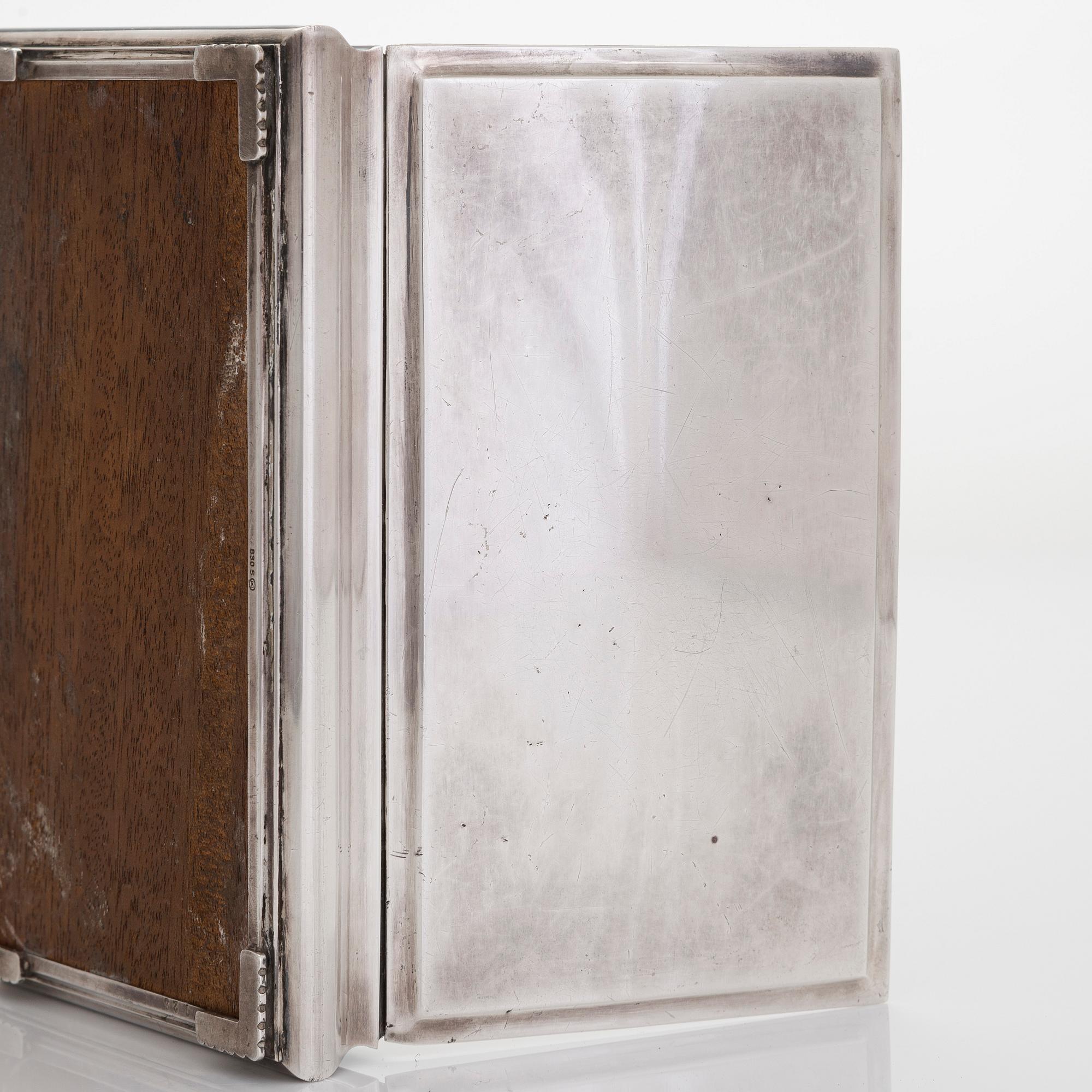 A silver cigar box and glasses case, Norway and Finland, first half and mid-20th century.