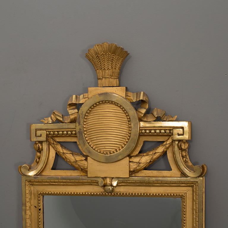 SPEGEL, av Johan Åkerblad (mästare i Stockholm 1758-1799), gustaviansk.