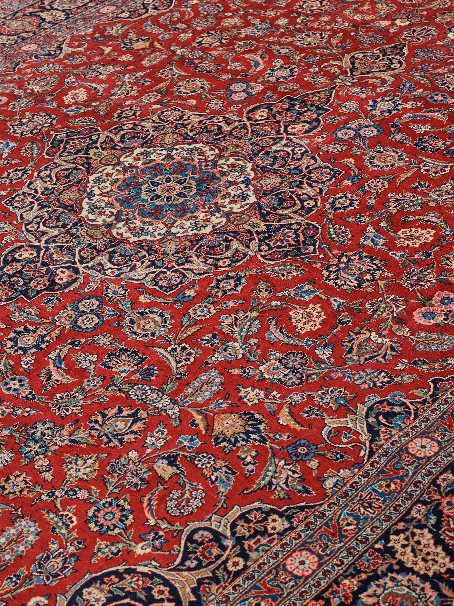 Matta, semiantik Keshan, ca 428,5 x 323,5 cm.