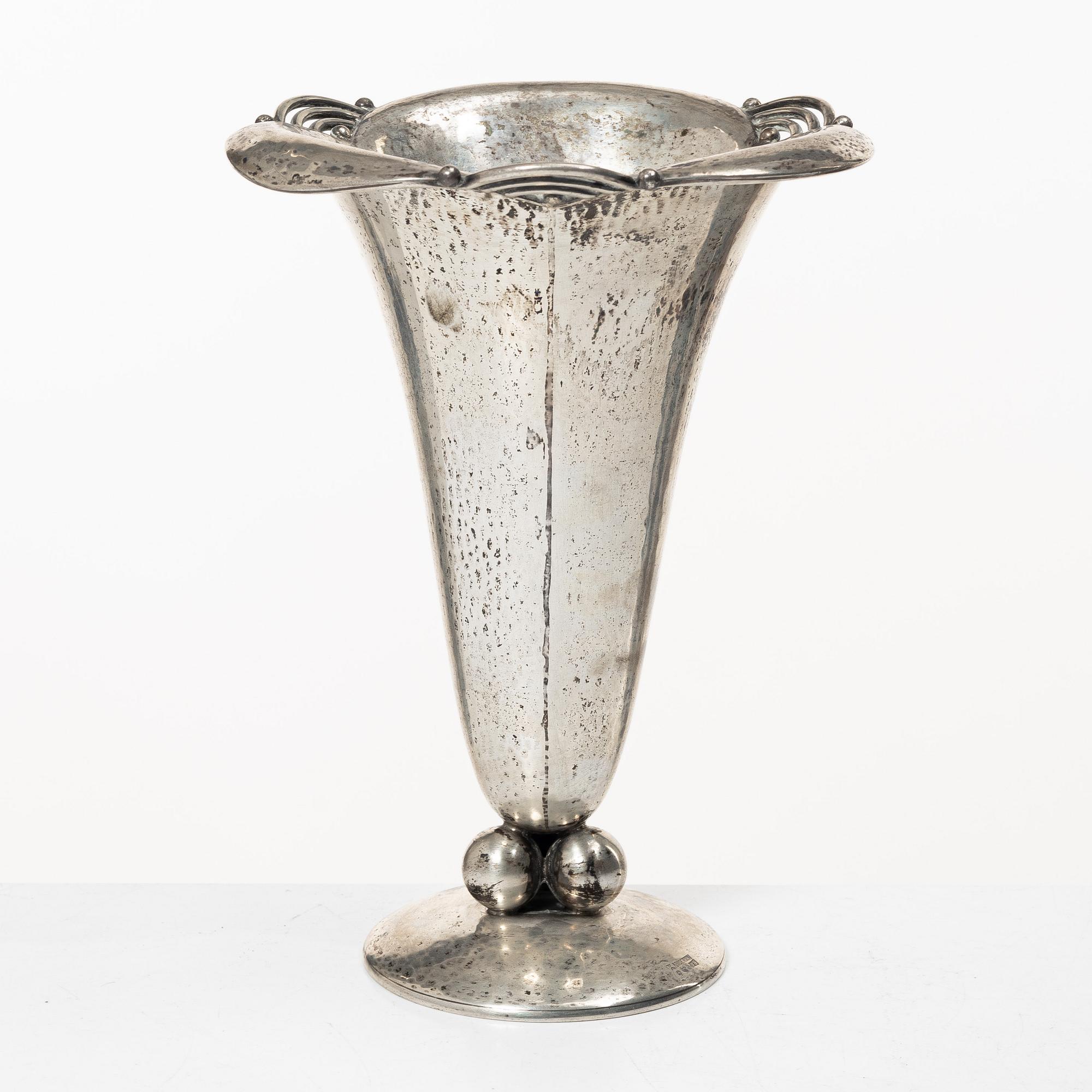 K. Anderson, a silver vase, Stockholm 1930.