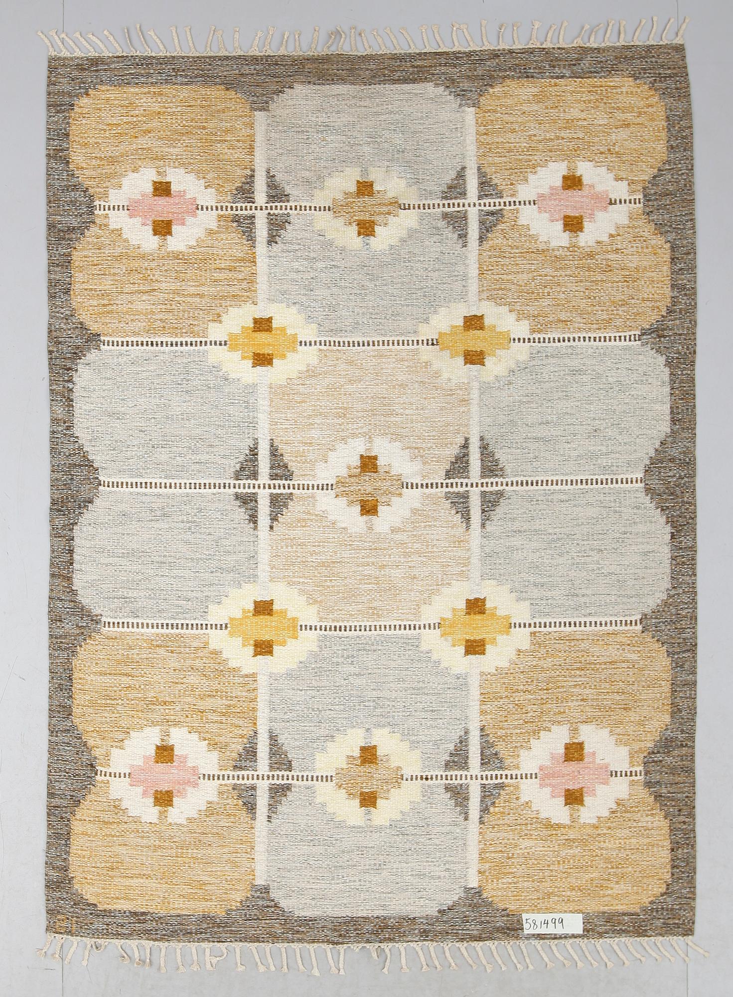 MATTA, rölakan, Ingegerd Silow, signerad IS. Ca 230 x 165 cm.