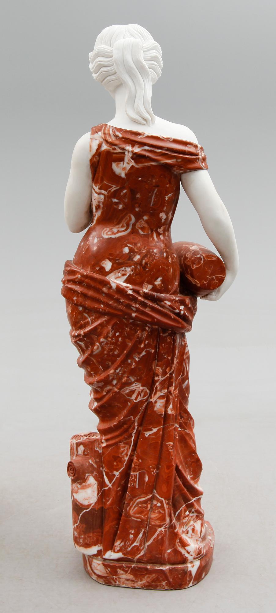 TRÄDGÅRDSSKULPTUR / FONTÄN, marmor, modern tillverkning.