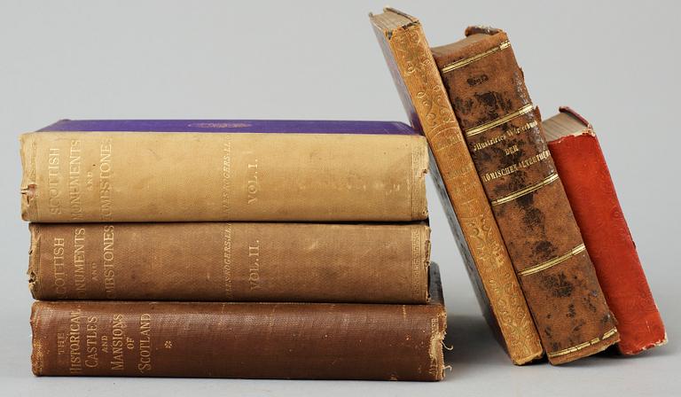 BOKPARTI OM ARKITEKTUR OCH SKULPTUR, 6 vol, bla "The Historical Castles and Mansions of Scotland" av AH. Millar, London 1890.