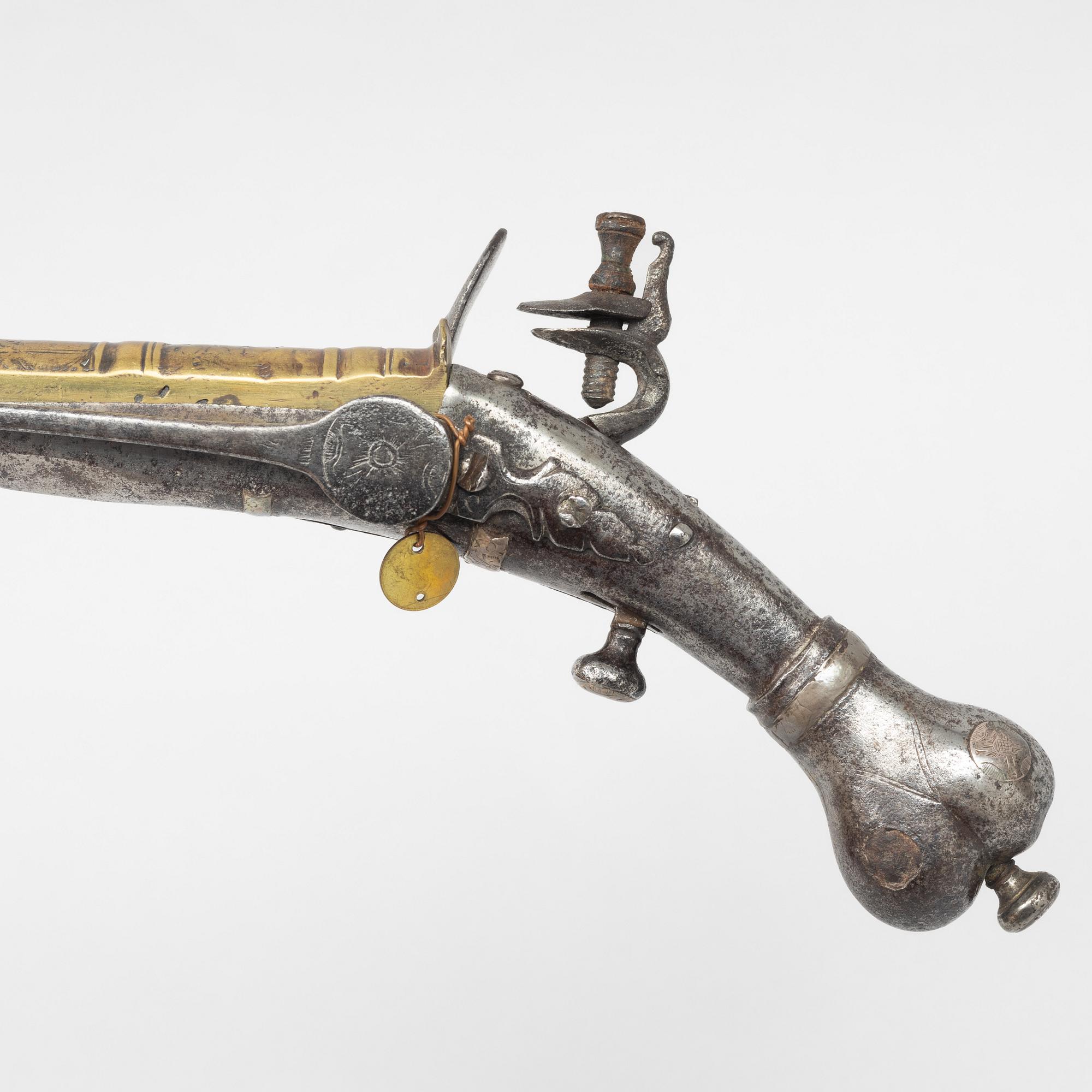 Flintlåspistol, 1600-talets slut, Skottland.