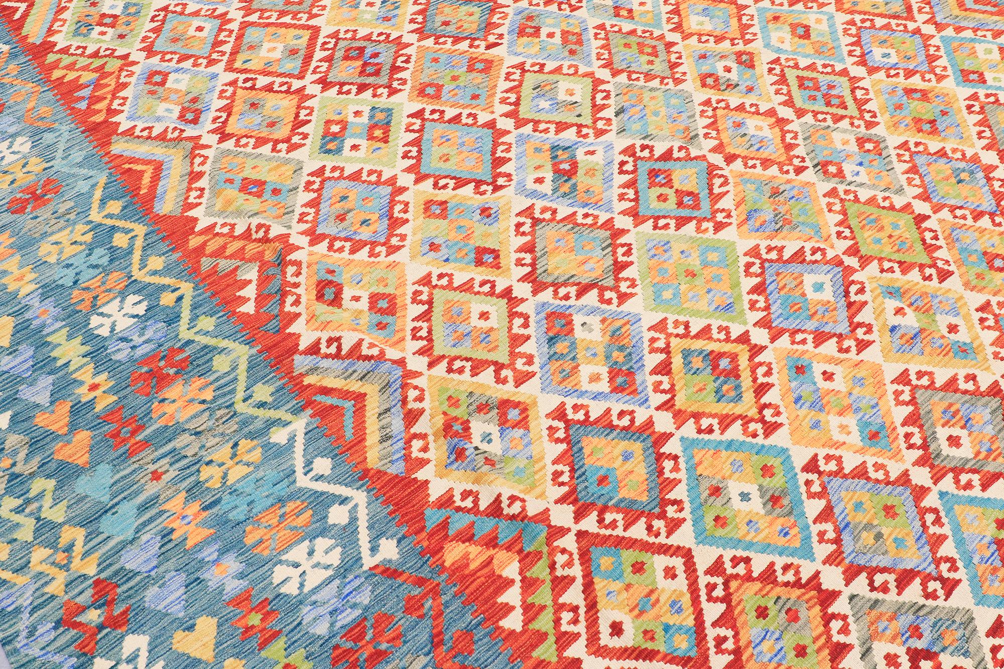 A CARPET, Kelim, ca 406 x 308 cm.