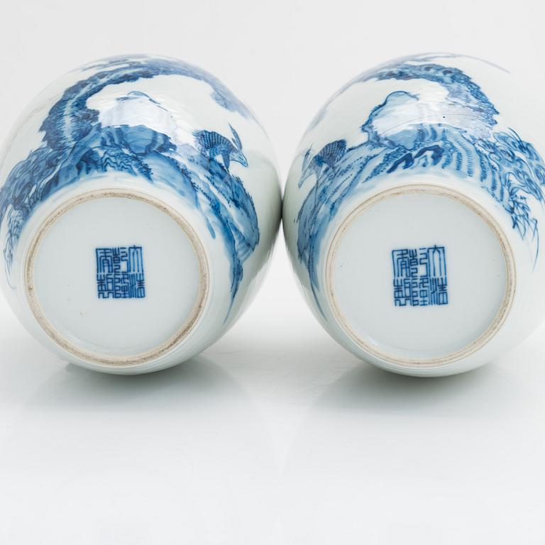 A pair of Chinese blue and white porcelain vases, 20th-century.