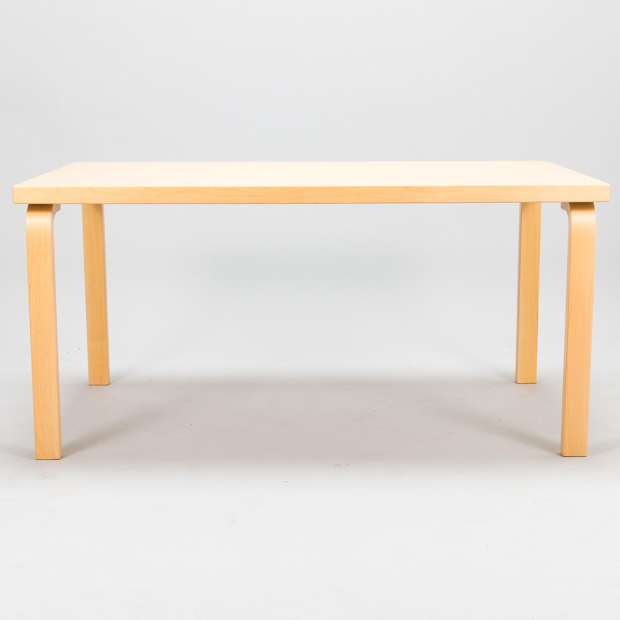 ALVAR AALTO, A table 82A and 6 chairs 69, Artek, latter half of the 20th century.