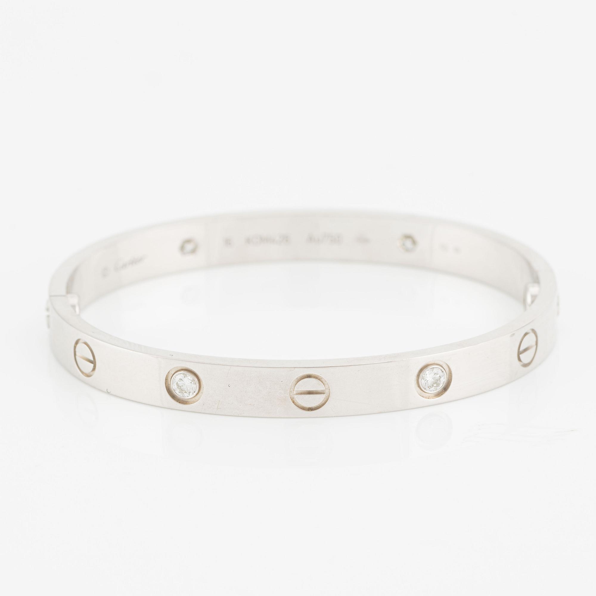 Cartier armband "Love" 18K vitguld med runda briljantslipade diamanter.