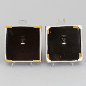 STIG LINDBERG, fat, 2 stycken, "Domino", Gustavsberg, 1900-talets andra hälft.