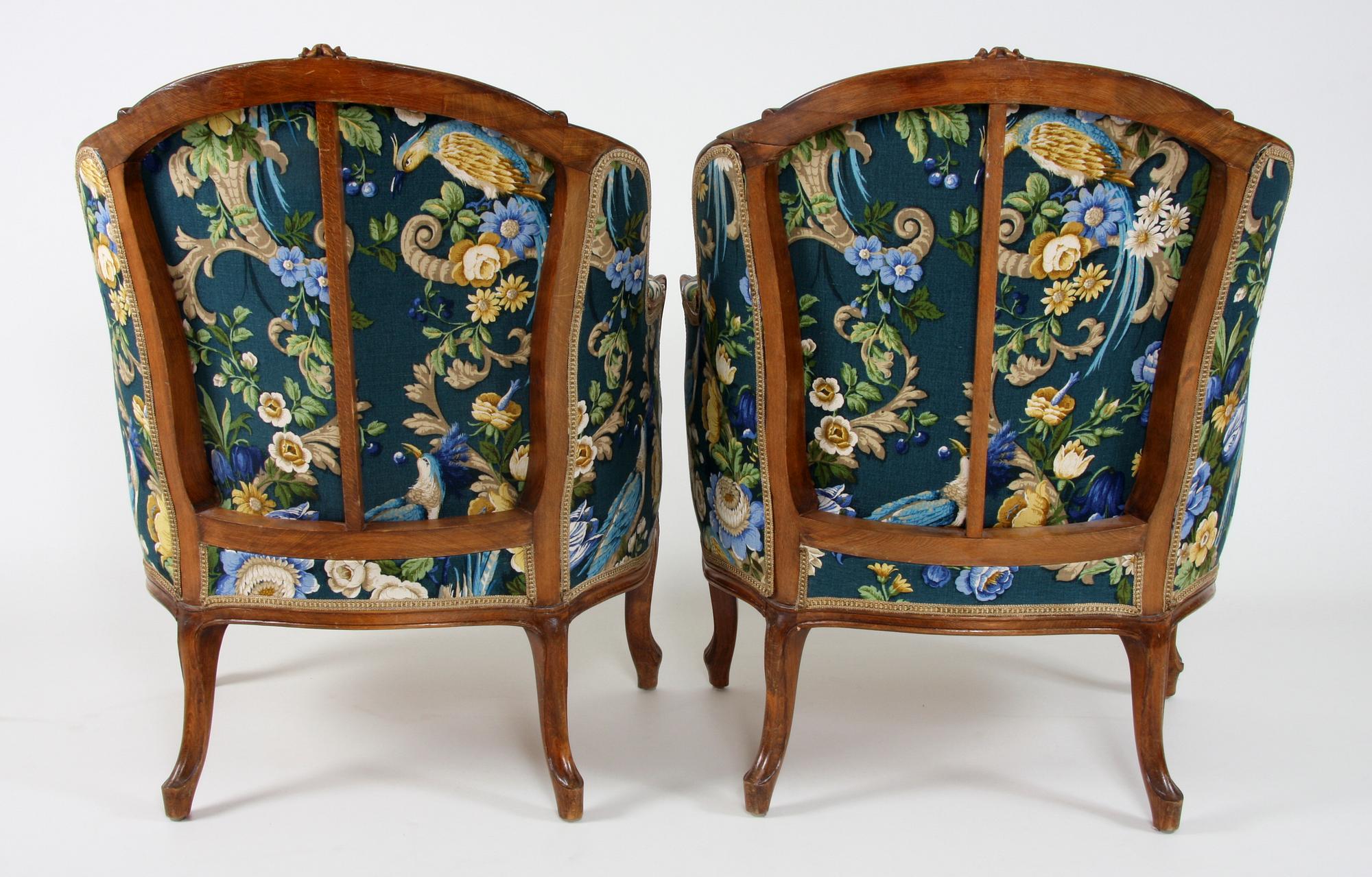 BERGÈRER, ett par, Louis XV-stil.